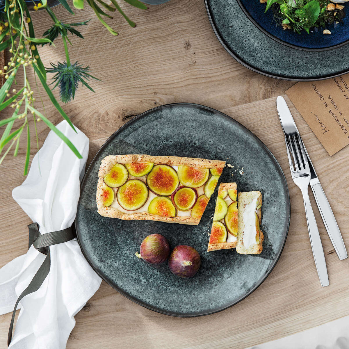Assiette Plate 28 cm Lave Gris, Villeroy & Boch