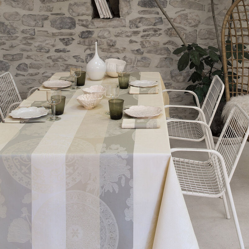 Nappe Ronde 175cm, Fleurs Gourmandes Enduit Craie, LE JACQUARD FRANCAIS