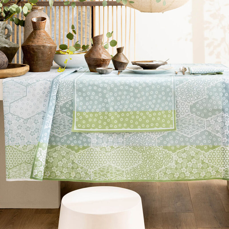 Nappe Enduite 150x260cm, Wagara  Celadon, Le Jacquard Français